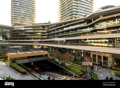 Burberry, Zorlu Center Beşiktaş, İstanbul 